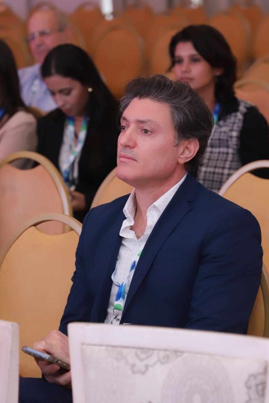 Congres   G9   Photo Facebook   44   V