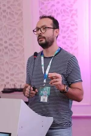 Dr Aymen Lahmar
